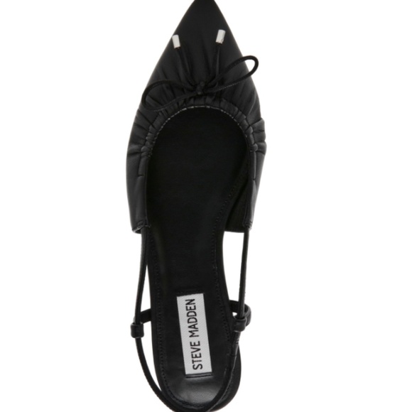 Steve Madden Women's Laylah Pointed-Toe Pleated Slingback Flats - Black Leather - Picture 3 of 3